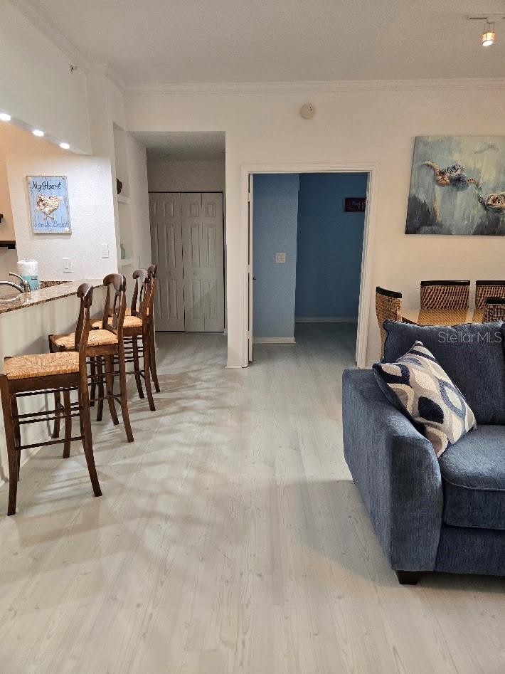 1064 N TAMIAMI TRAIL 1404