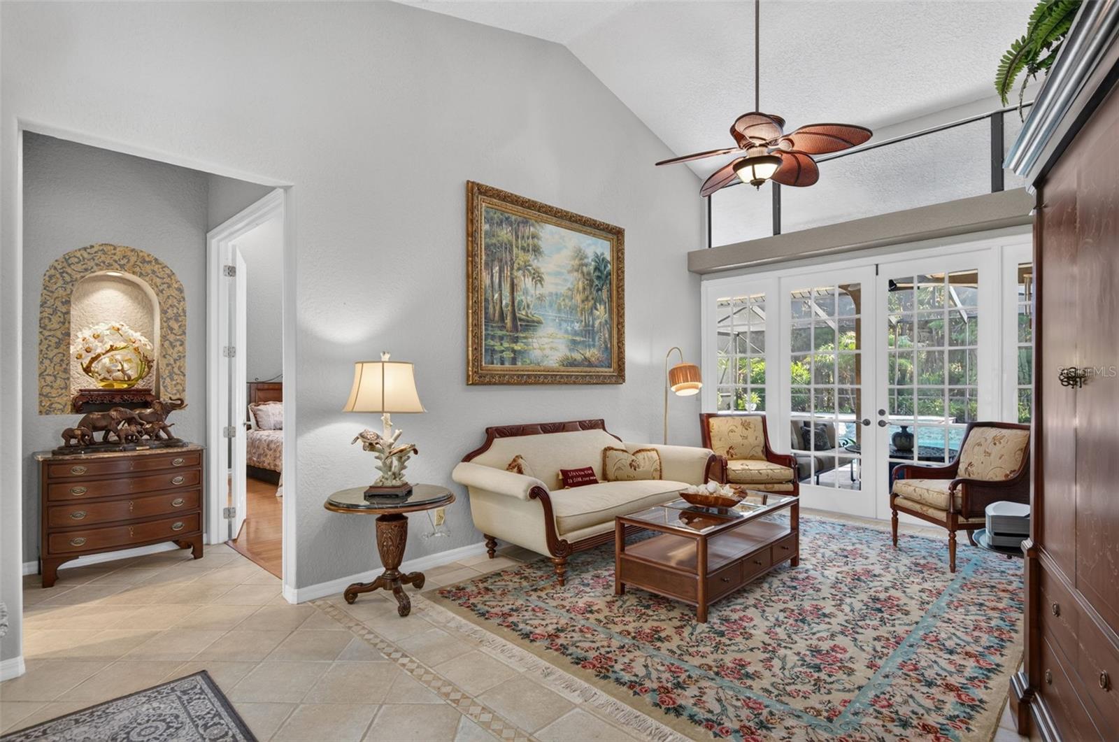 8944 MAGNOLIA CHASE CIRCLE