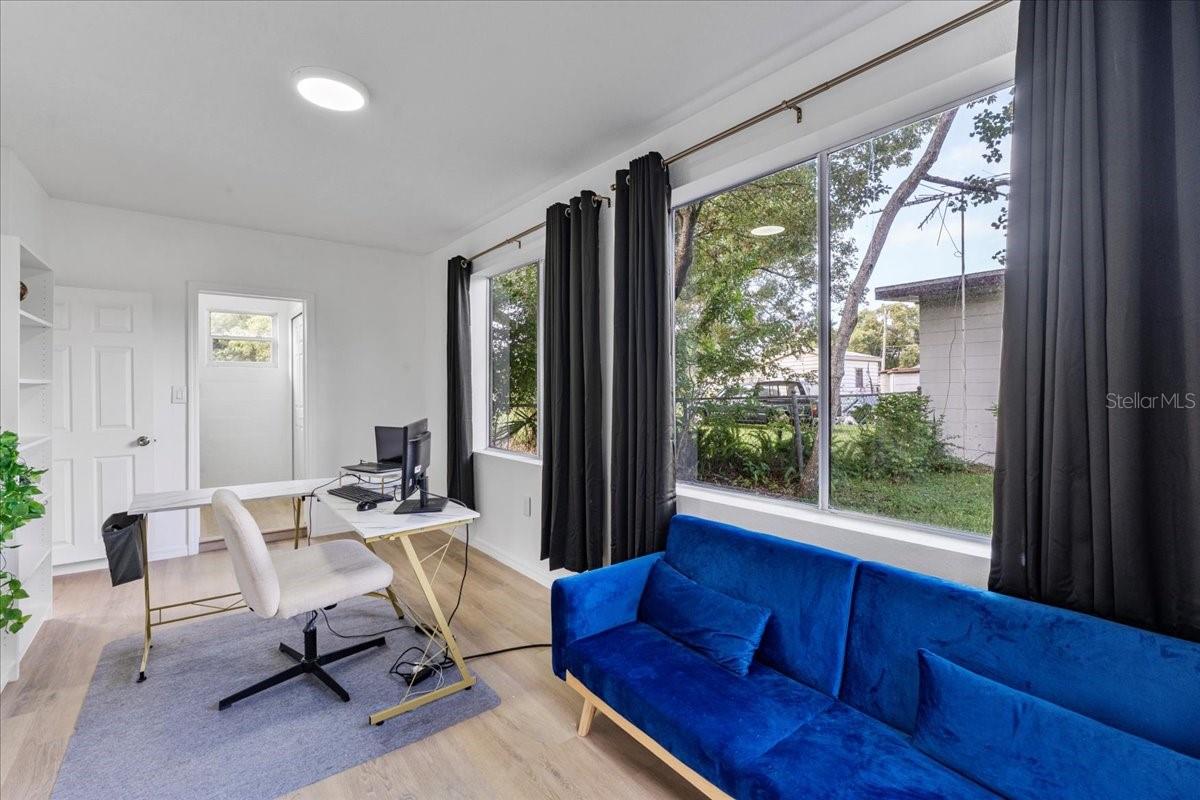 DELKAY PARK - Residential
