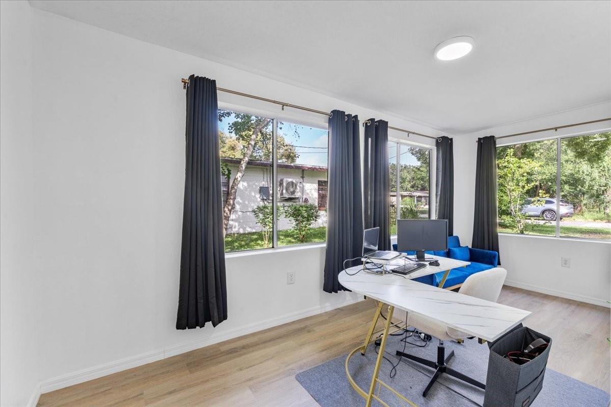 DELKAY PARK - Residential