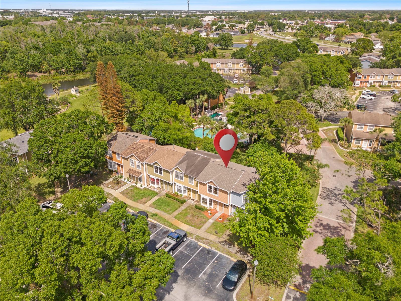 WHISPER LAKES - Residential