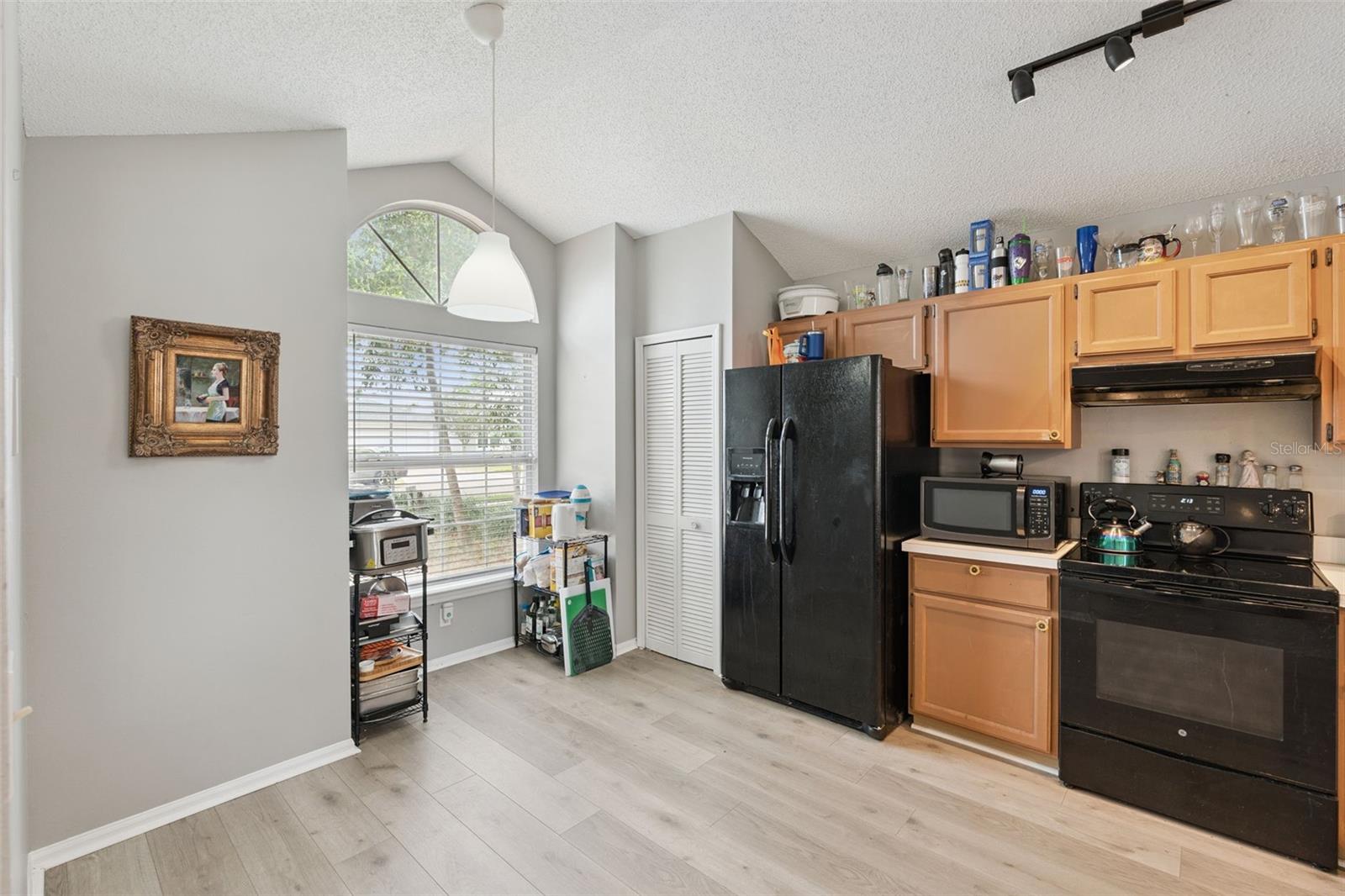 DEER RUN UNIT 12B - Residential