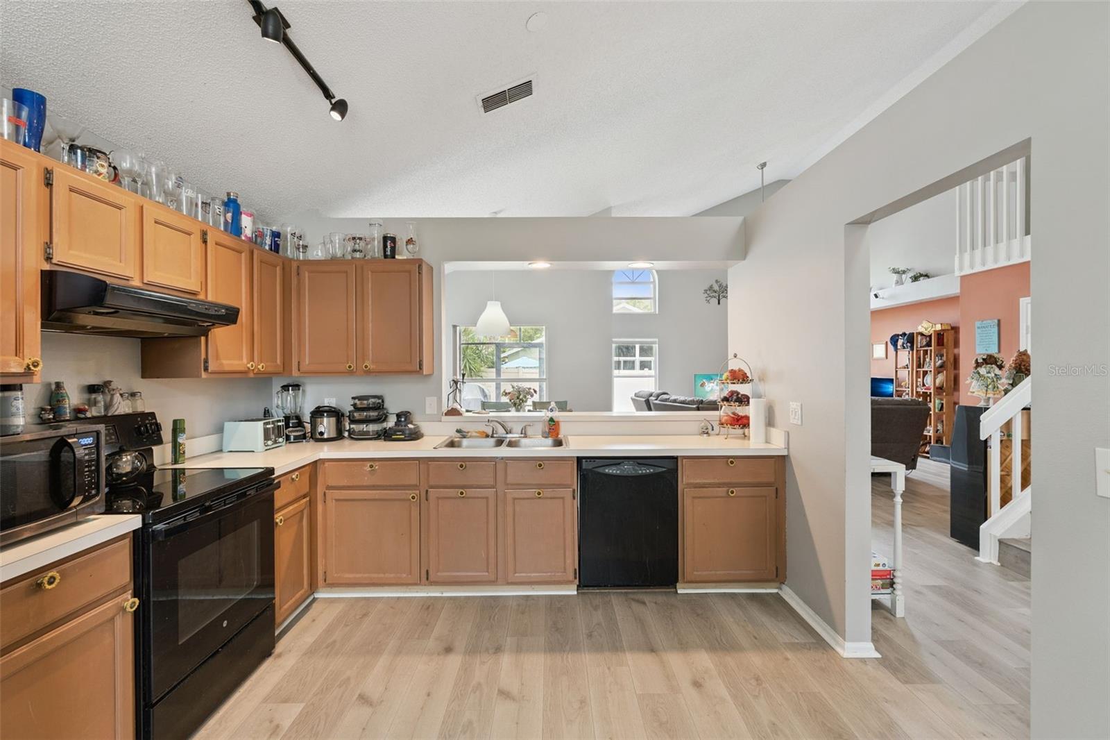 DEER RUN UNIT 12B - Residential