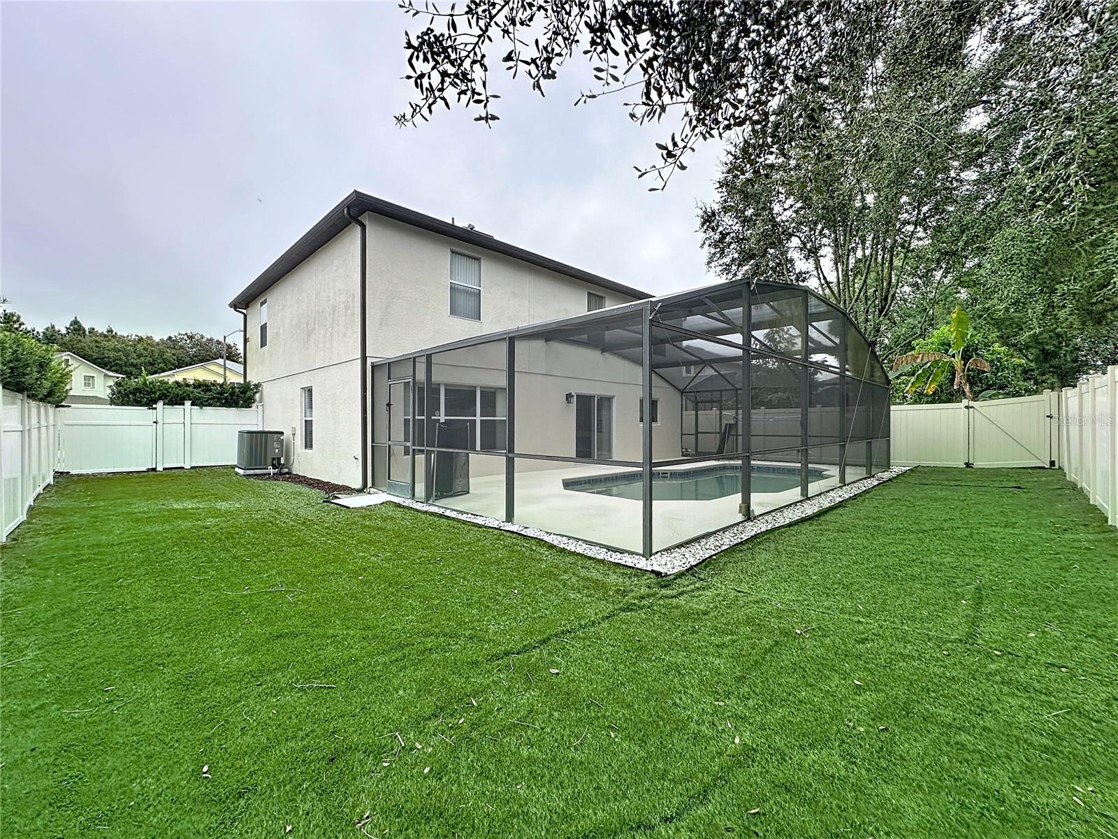 SUNRISE LAKES PH III SUB - Residential Lease