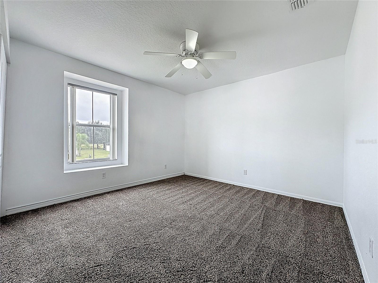 SUNRISE LAKES PH III SUB - Residential Lease