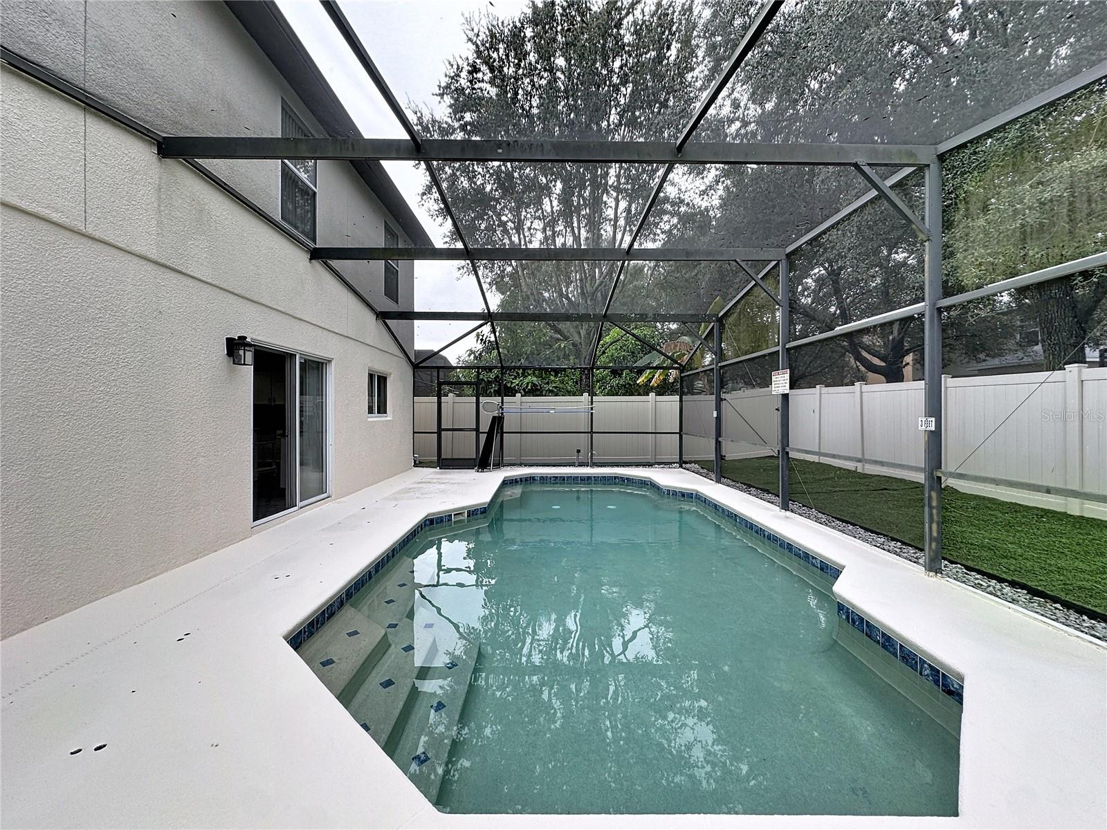 SUNRISE LAKES PH III SUB - Residential Lease