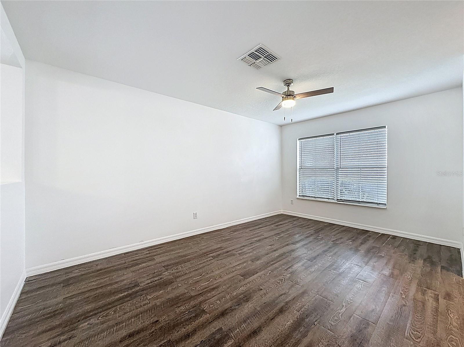 SUNRISE LAKES PH III SUB - Residential Lease