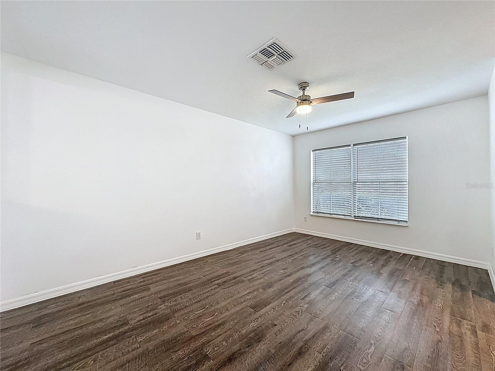 SUNRISE LAKES PH III SUB - Residential Lease