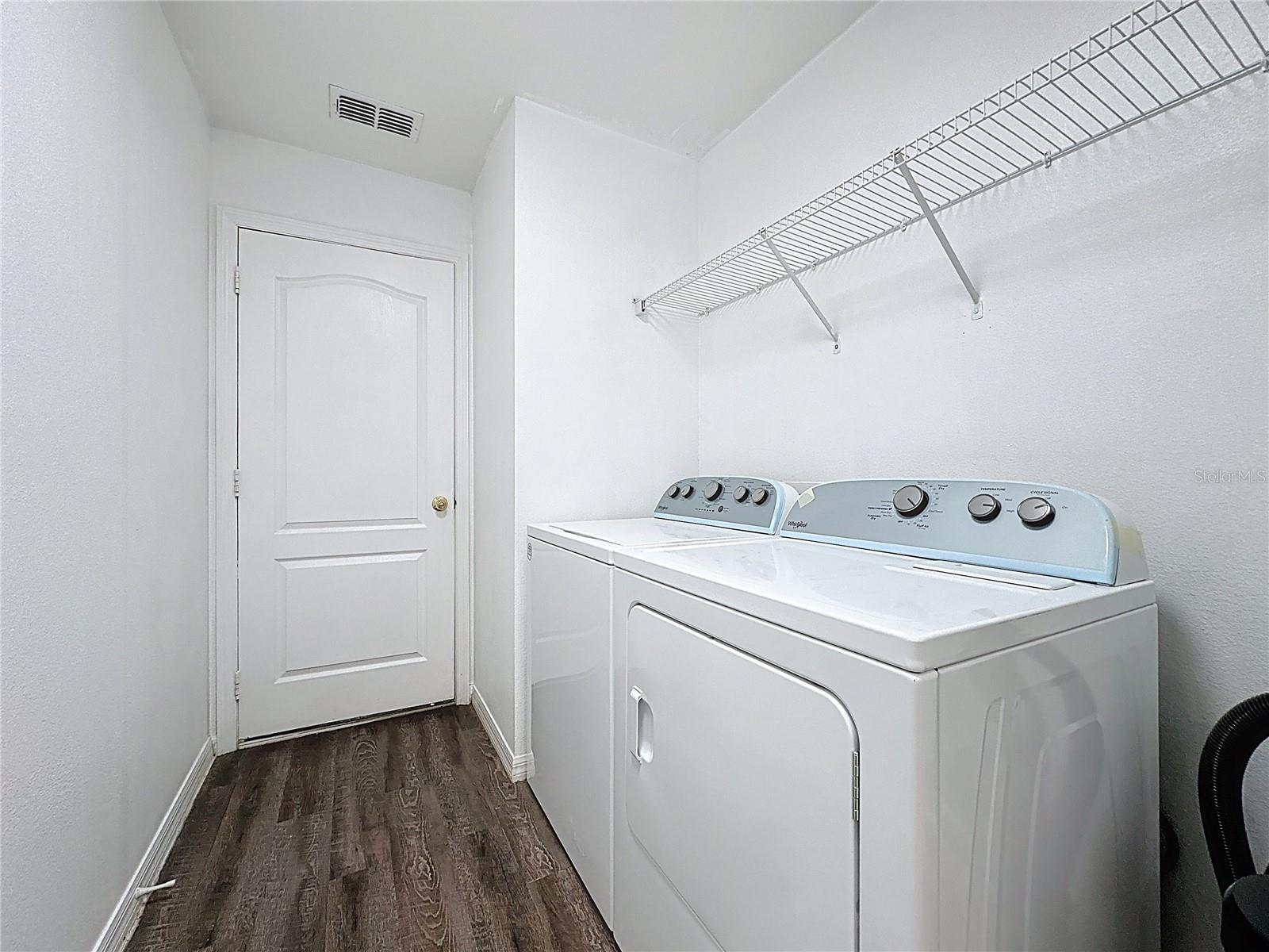 SUNRISE LAKES PH III SUB - Residential Lease