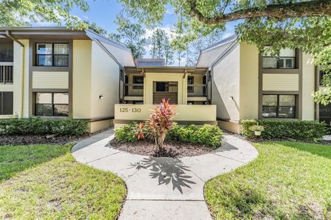Photo of 129 Woodlake Wynde #129, Oldsmar, FL 34677 (MLS # TB8426049)
