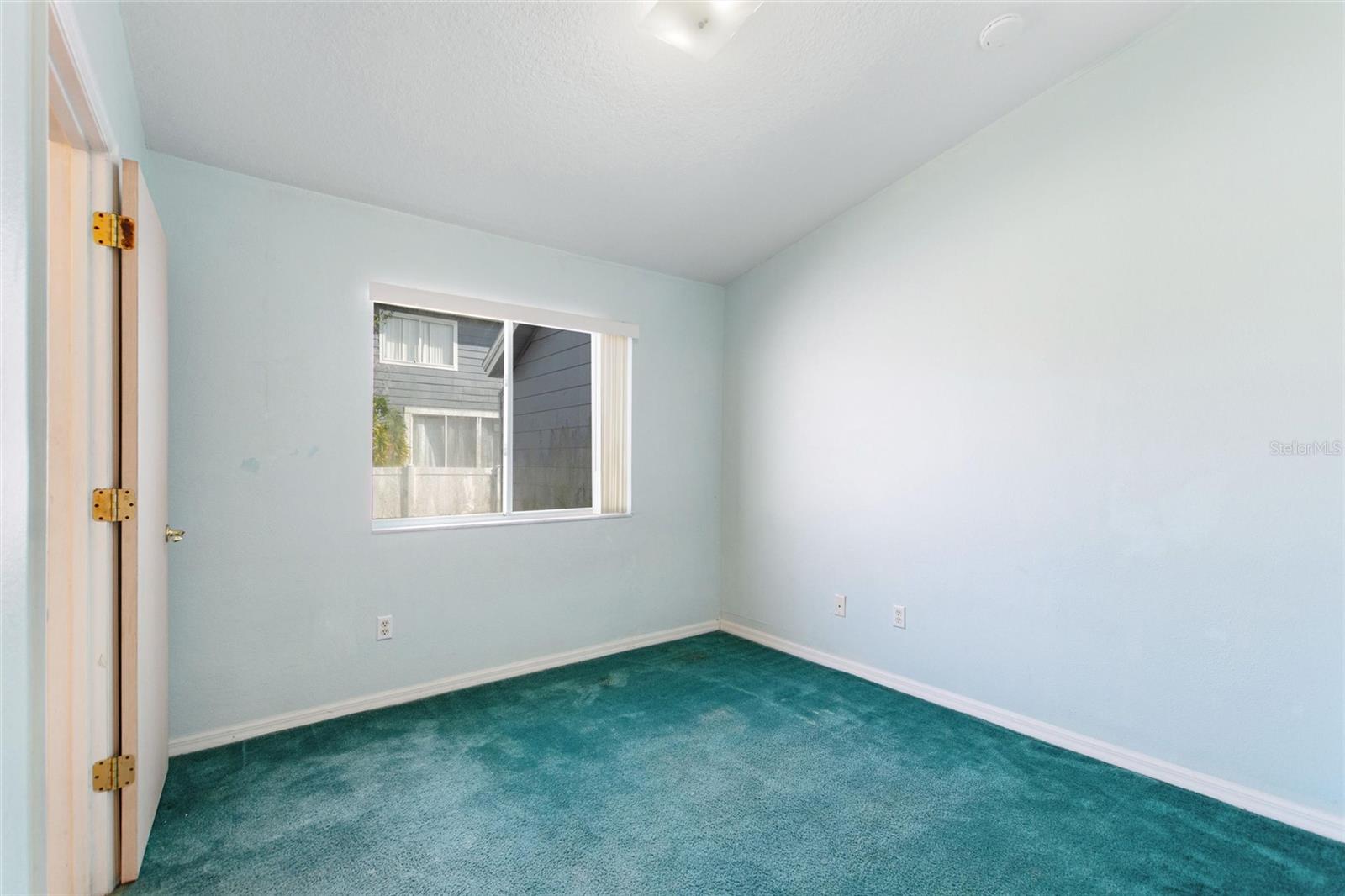 ISLAND CLUB WEST PH 01 - Residential Lease