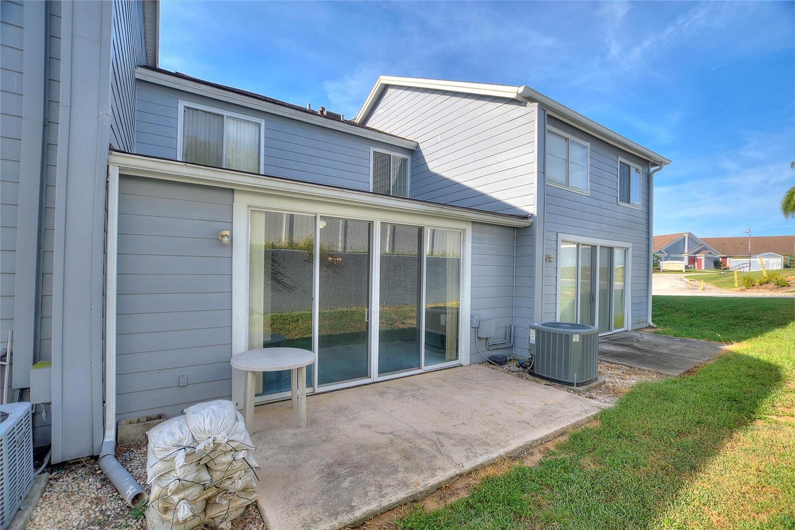 ISLAND CLUB WEST PH 01 - Residential Lease