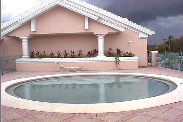 ISLAND CLUB WEST PH 01 - Residential Lease