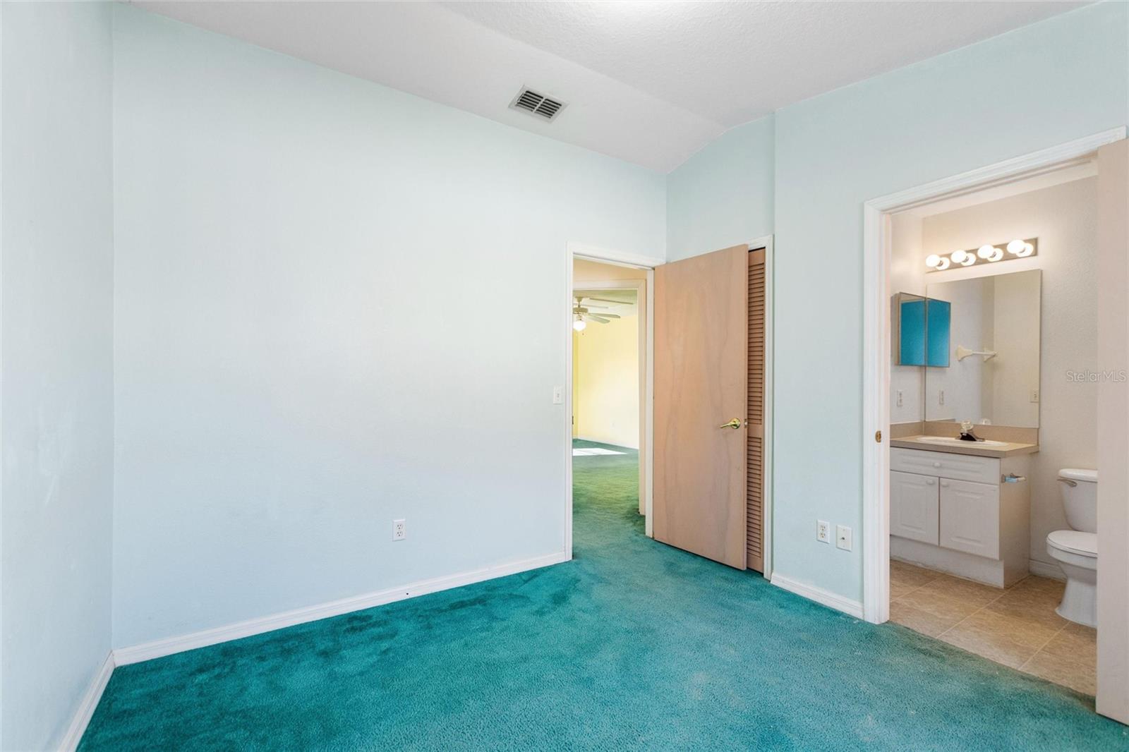 ISLAND CLUB WEST PH 01 - Residential Lease