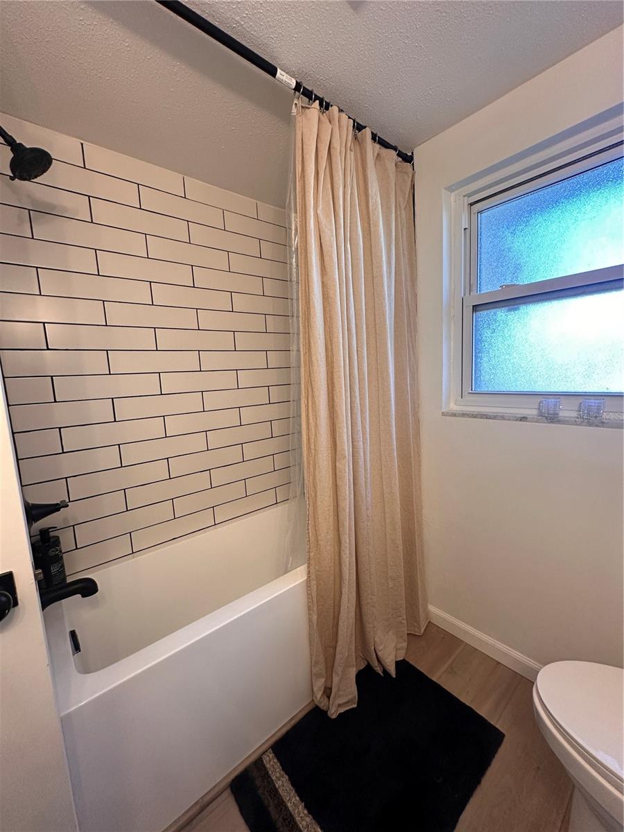 JASMINE LAKES - Residential