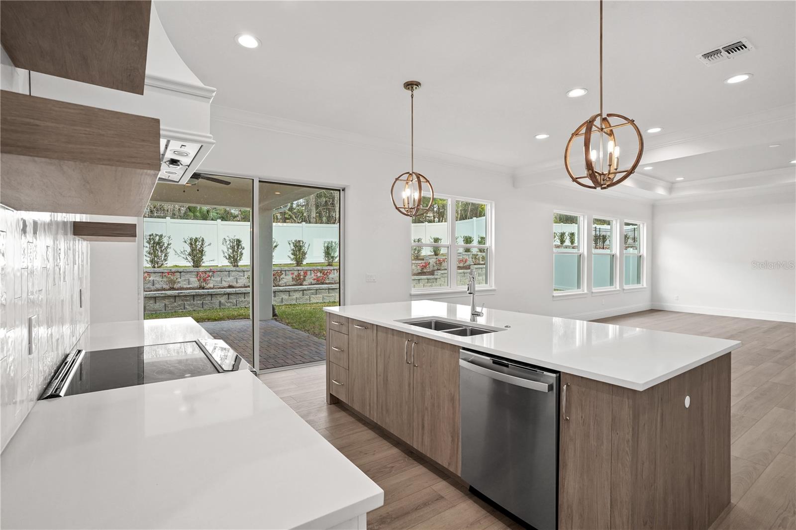 SANCTUARY GOLF ESTATES - Residential