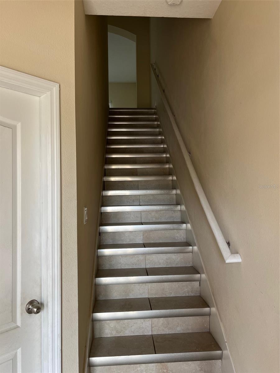 CALLISTA CAY - Residential Lease