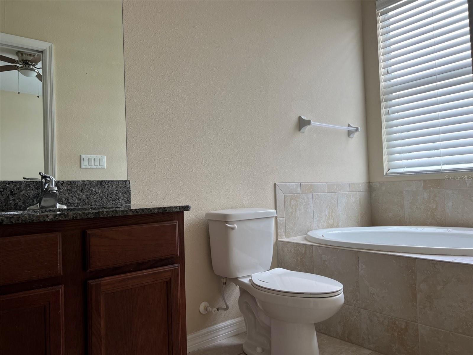 CALLISTA CAY - Residential Lease