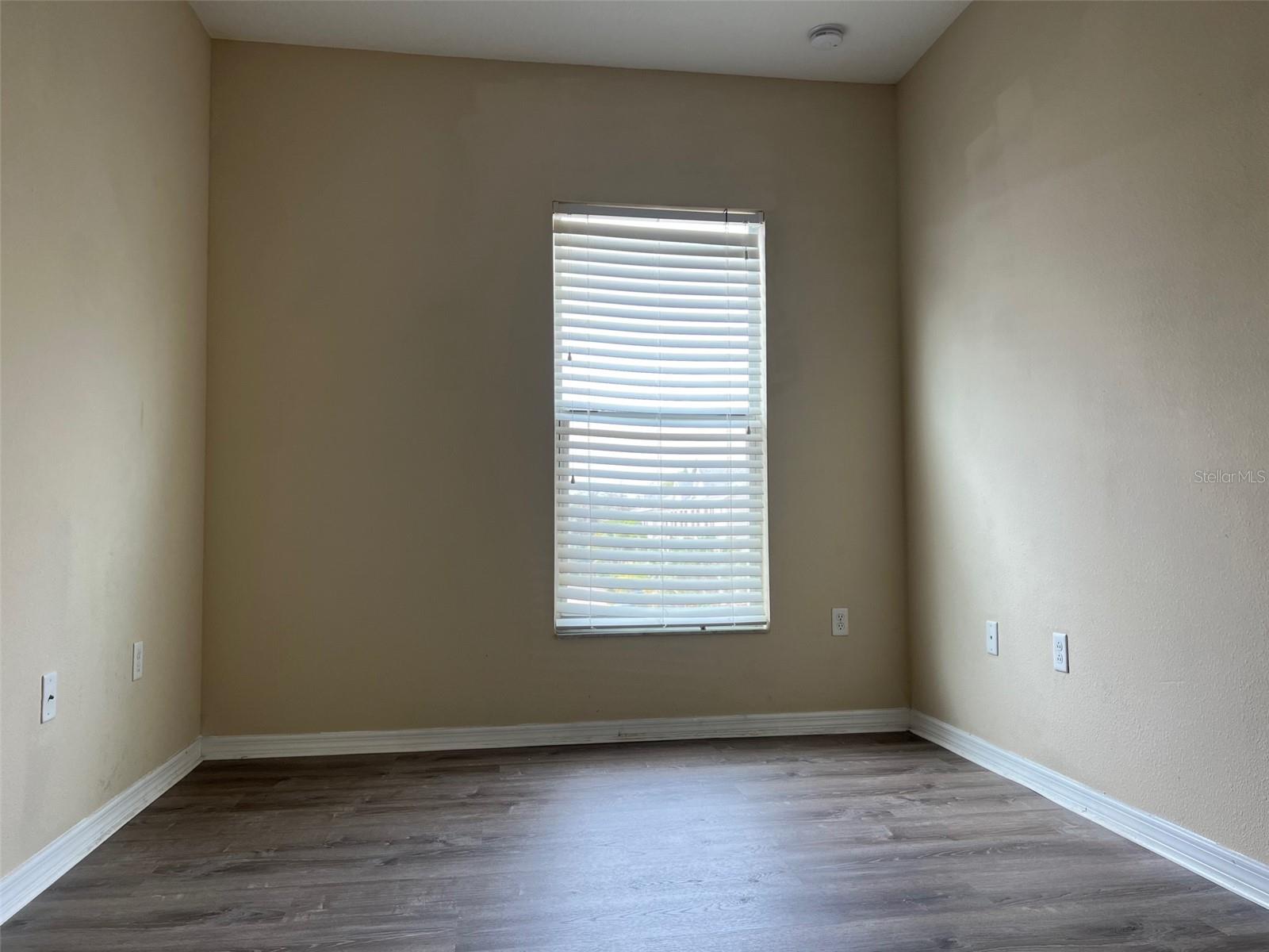 CALLISTA CAY - Residential Lease