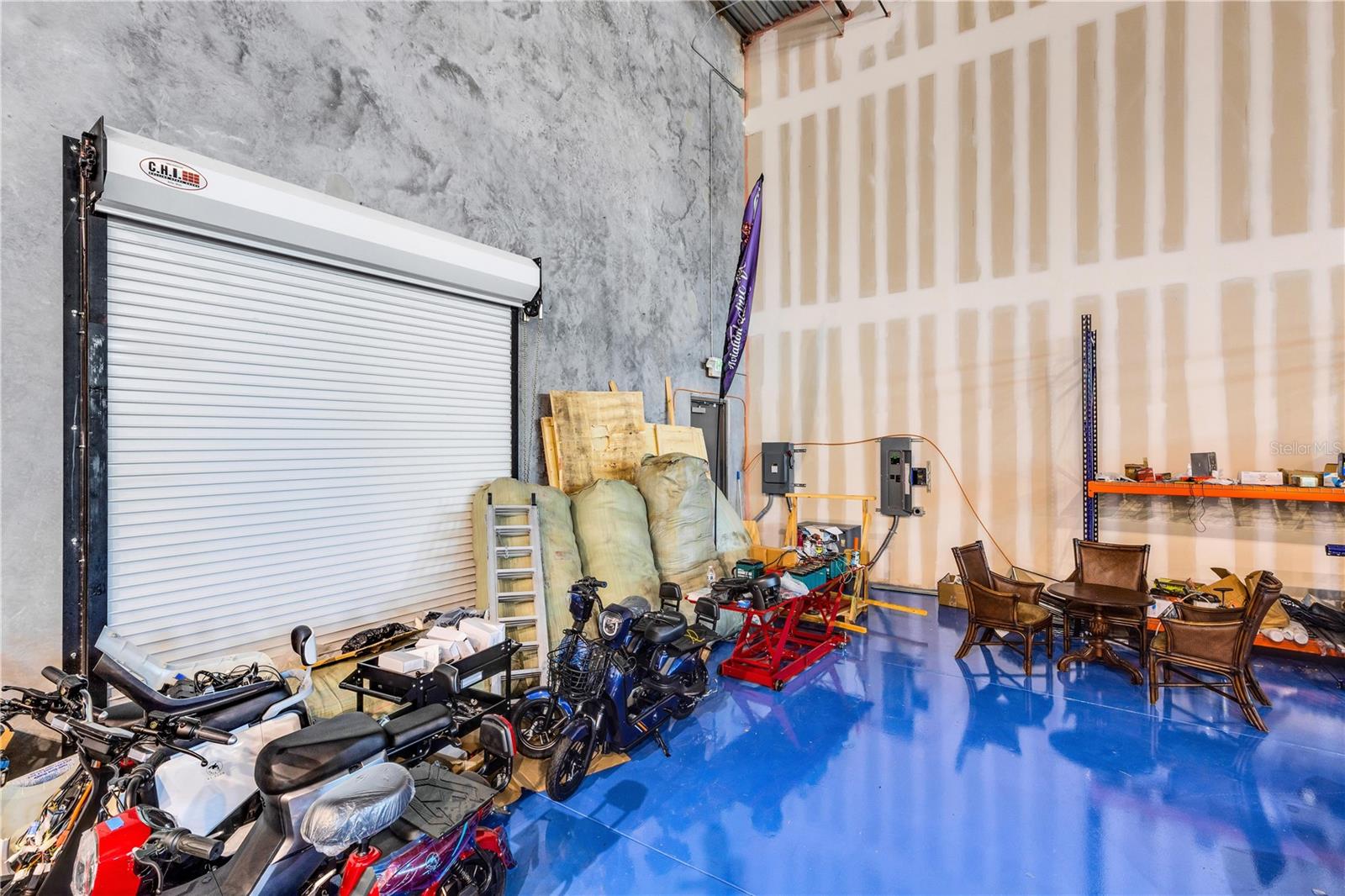 GATEWOOD CORPORATE CENTER COMM CON - Commercial Sale