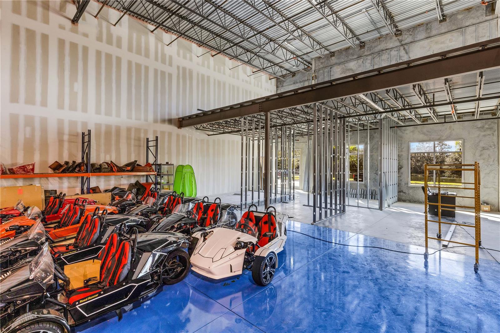 GATEWOOD CORPORATE CENTER COMM CON - Commercial Sale