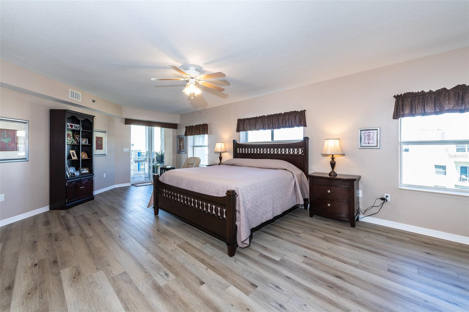 Ocean Walk Condo At Nsb - Residential