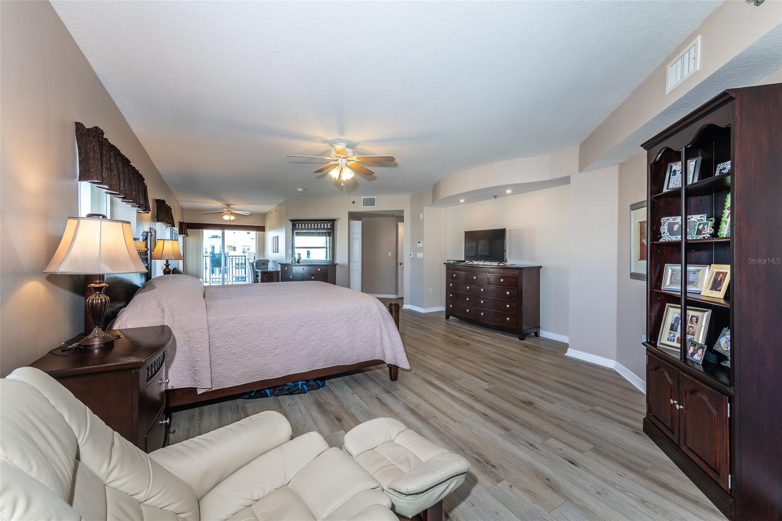 Ocean Walk Condo At Nsb - Residential