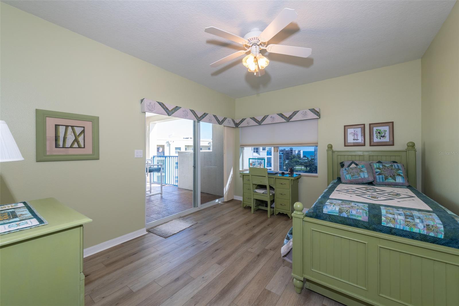 Ocean Walk Condo At Nsb - Residential