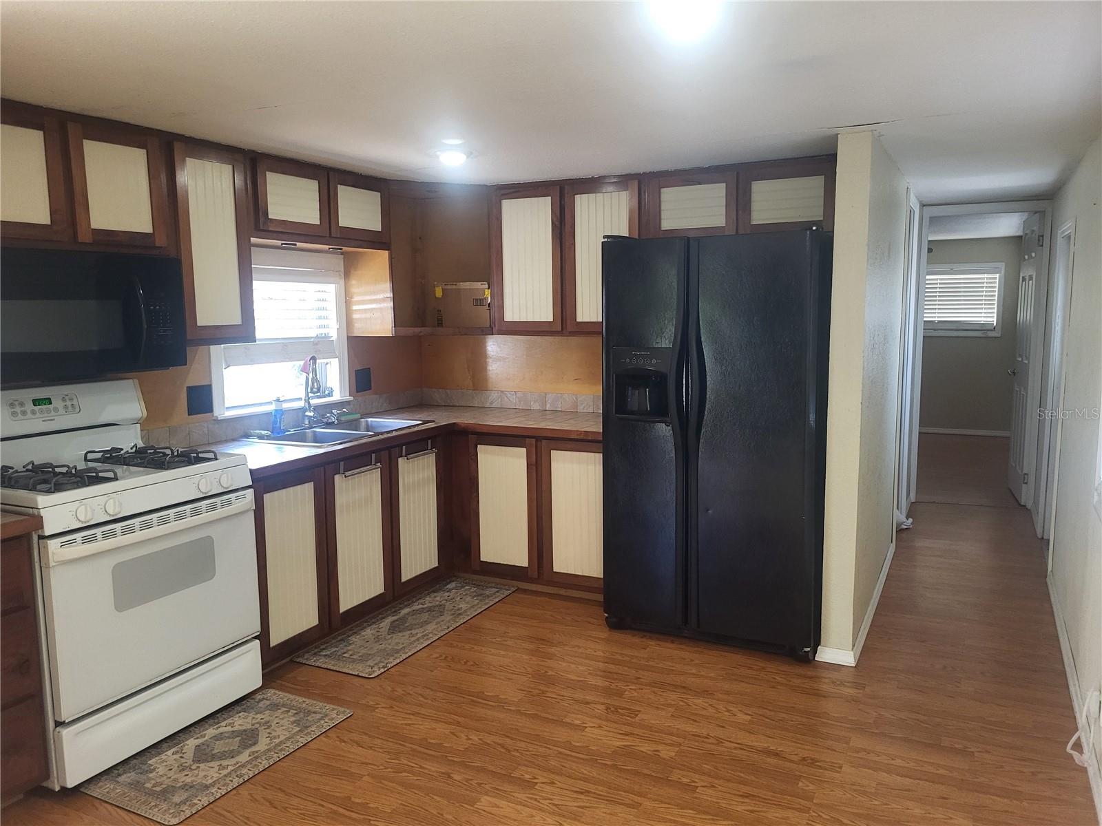 HOLIDAY VILLAGE CO-OP M/H UNREC - Residential