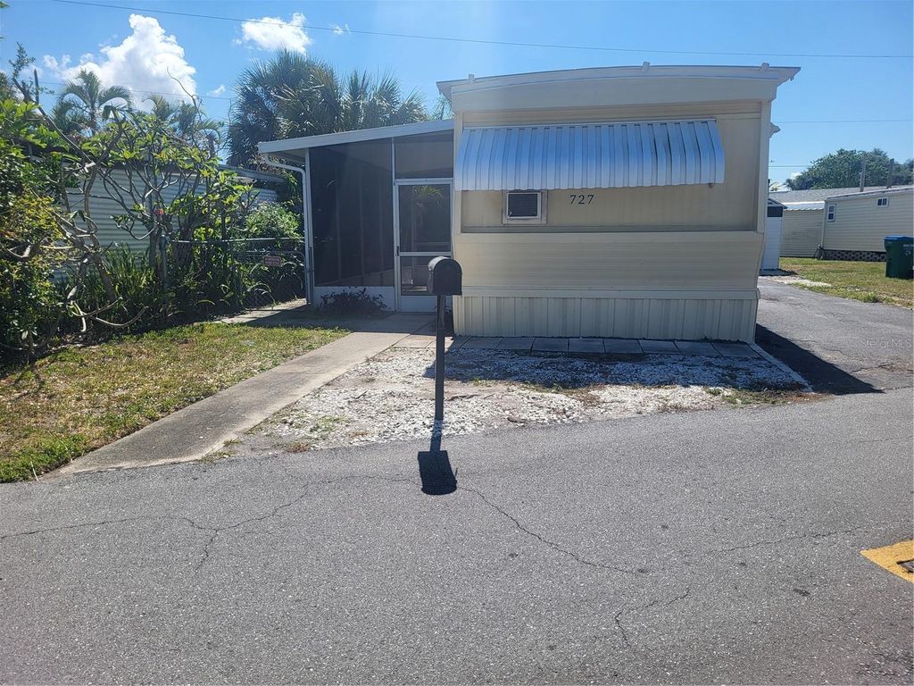 Photo of 6580 Seminole Boulevard #727, Seminole, FL 33772 (MLS # TB8498675)