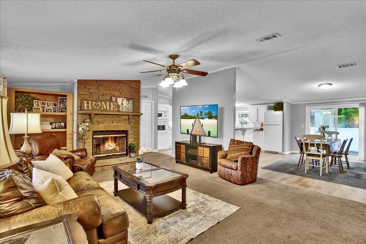 10404 HAWK COURT