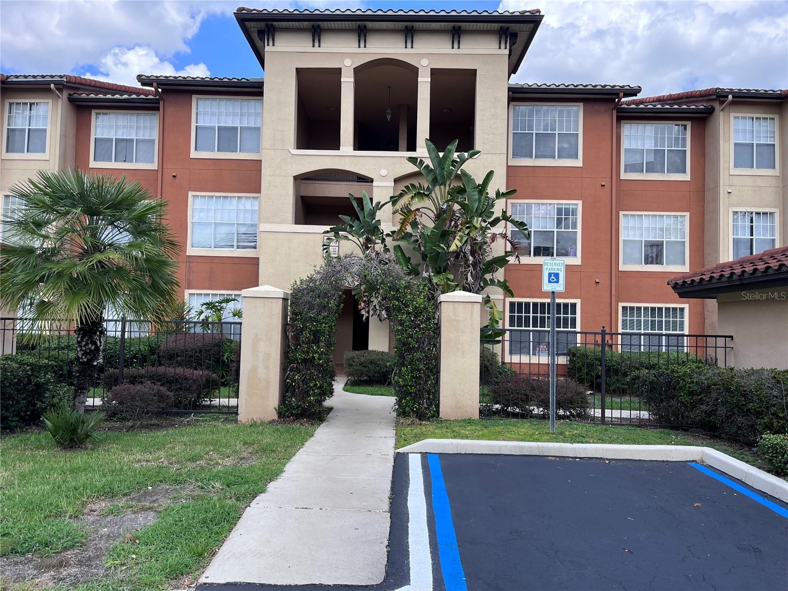 This well-maintained ground level, 1 bedroom and 1 bathroom condo is located on Palms Club features 24-hour security, community pools, fitness center, yoga/aerobics studio, jacuzzi, sauna, steam room, bowling alley, dog park, 2 lighted tennis courts, sand volleyball, car wash area, dog walk, outdoor BBQ area and a playground. Great opportunity to call this beautiful open concept condominium with NO carpet home! Brand new appliances including washer and dryer. The Palms Club Condos are located less than a mile from Valencia Community College West in Metrowest and less than 3 miles from Universal Studios Orlando. International Drive (I-Drive), Orlando Premium Outlets, The Mall at Millenia within 10 minutes driving distance. *Bonus Amenity Included* -All RE/MAX 200 Realty Property Management Division residents are enrolled in the Resident Benefits Package (RBP) for $49.95/month which includes liability insurance, credit building to help boost the resident’s credit score with timely rent payments, up to $1M Identity Theft Protection, HVAC air filter delivery (for applicable properties), move-in concierge service making utility connection and home service setup a breeze during your move-in, our best-in-class resident rewards program, on-demand pest control, and much more! More details upon application. Pet Friendly property (w/owner approval and non-refundable pet deposit).