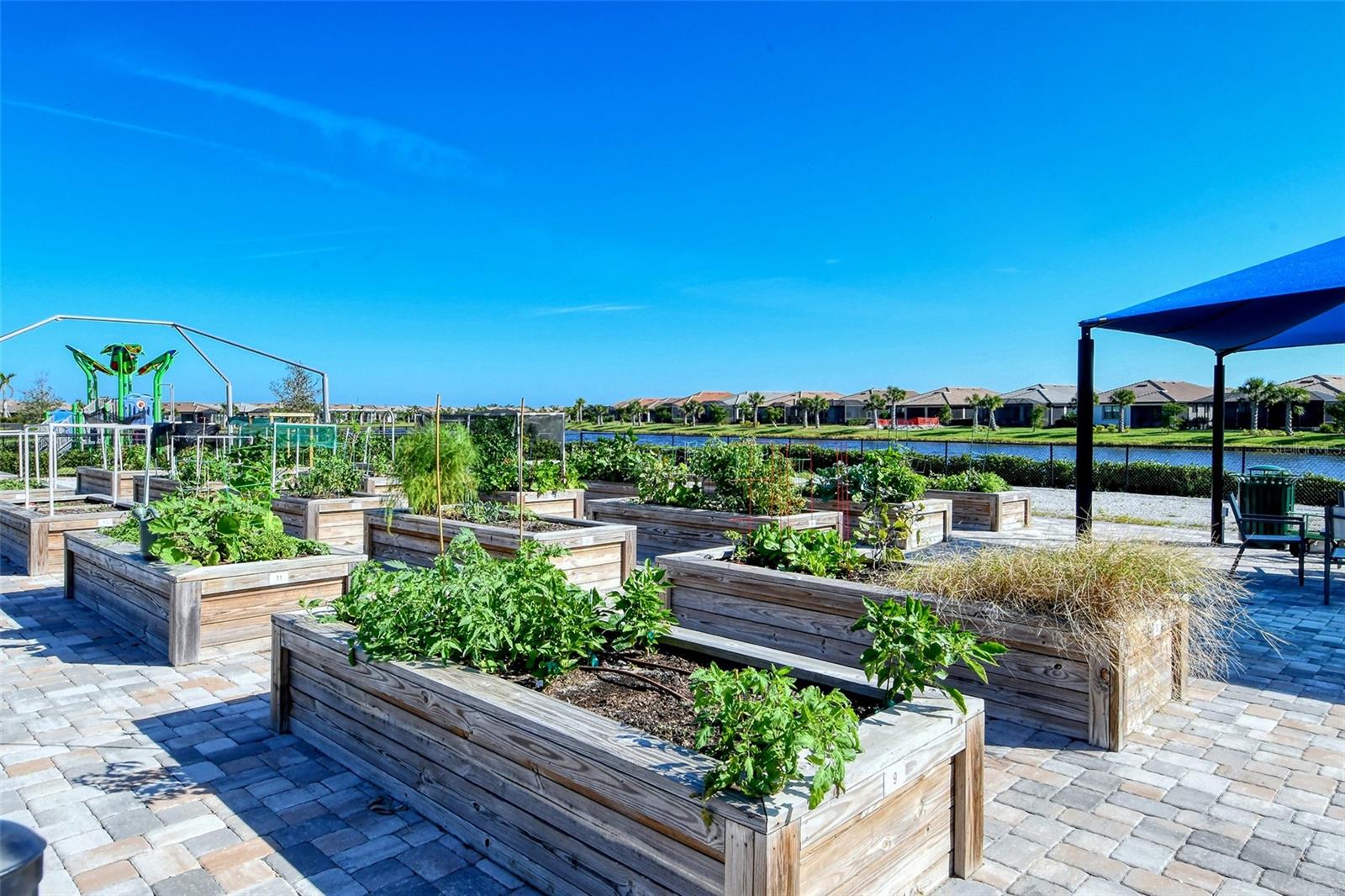 ISLANDWALK AT WEST VILLAGES PH 1A - Residential