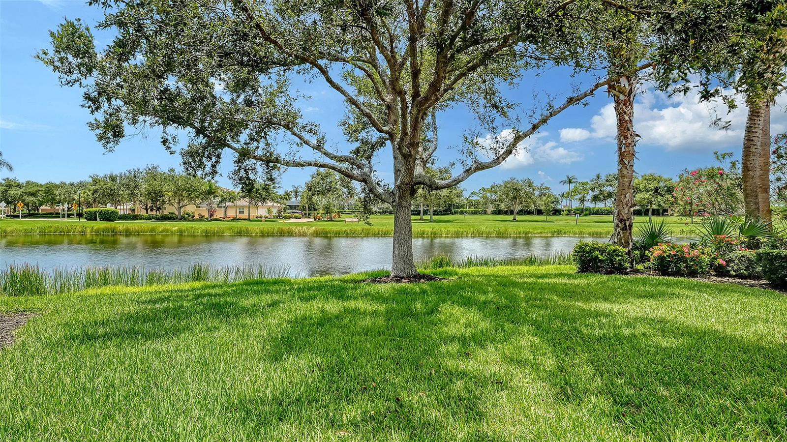 ISLANDWALK AT WEST VILLAGES PH 1A - Residential