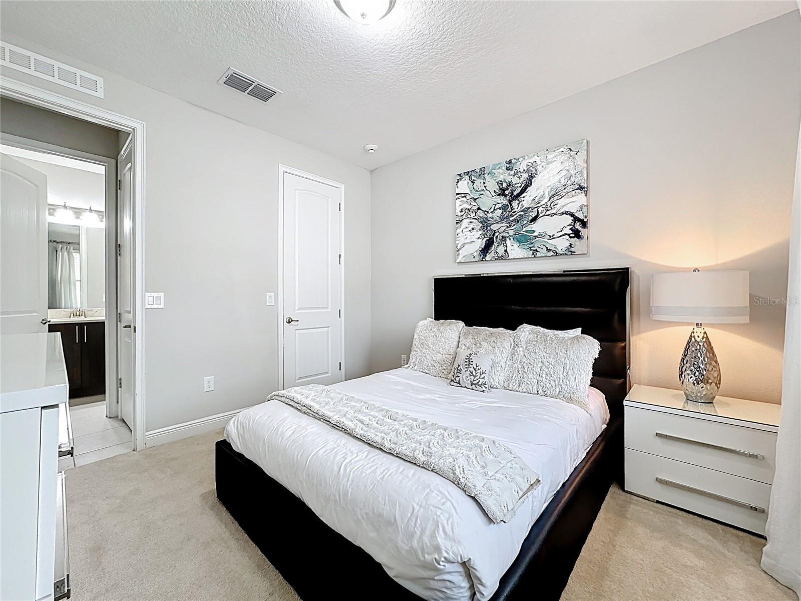 REUNION WEST PH 2 EAST - Residential Lease