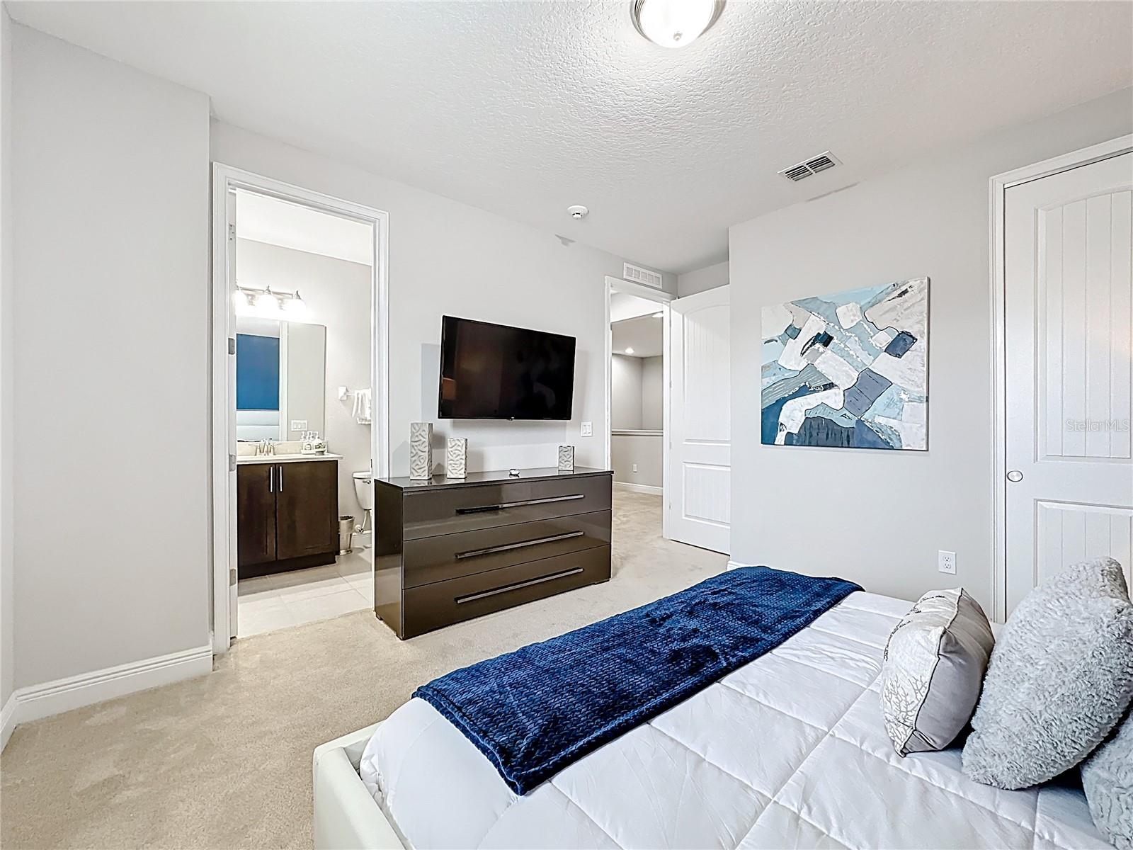 REUNION WEST PH 2 EAST - Residential Lease