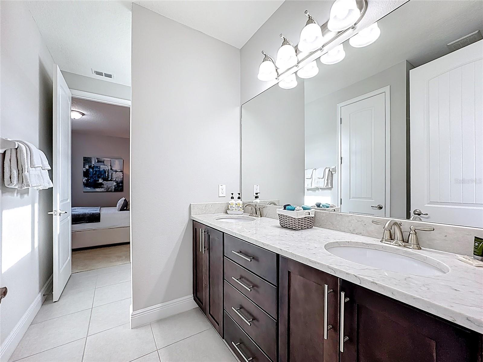 REUNION WEST PH 2 EAST - Residential Lease