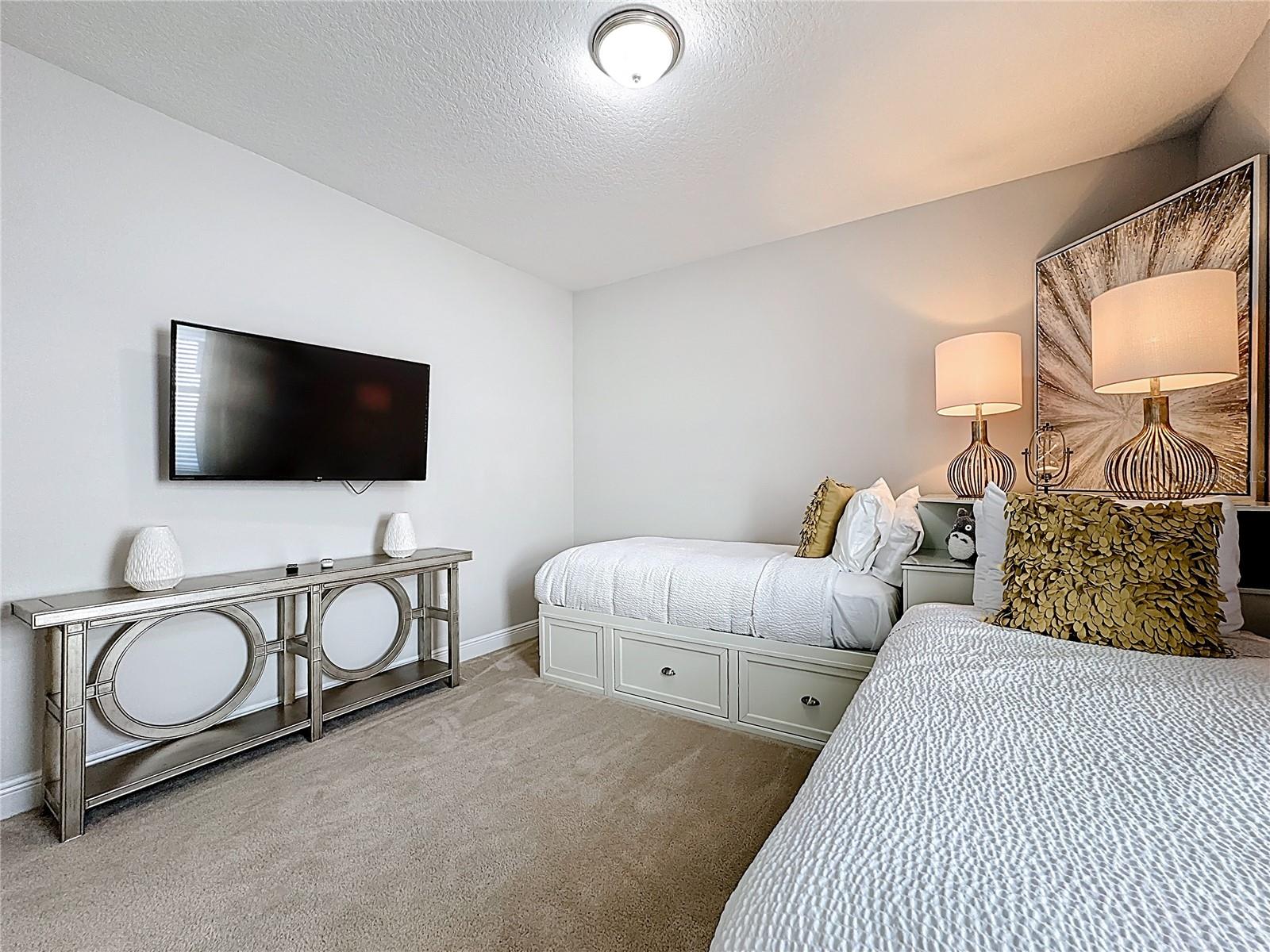 REUNION WEST PH 2 EAST - Residential Lease