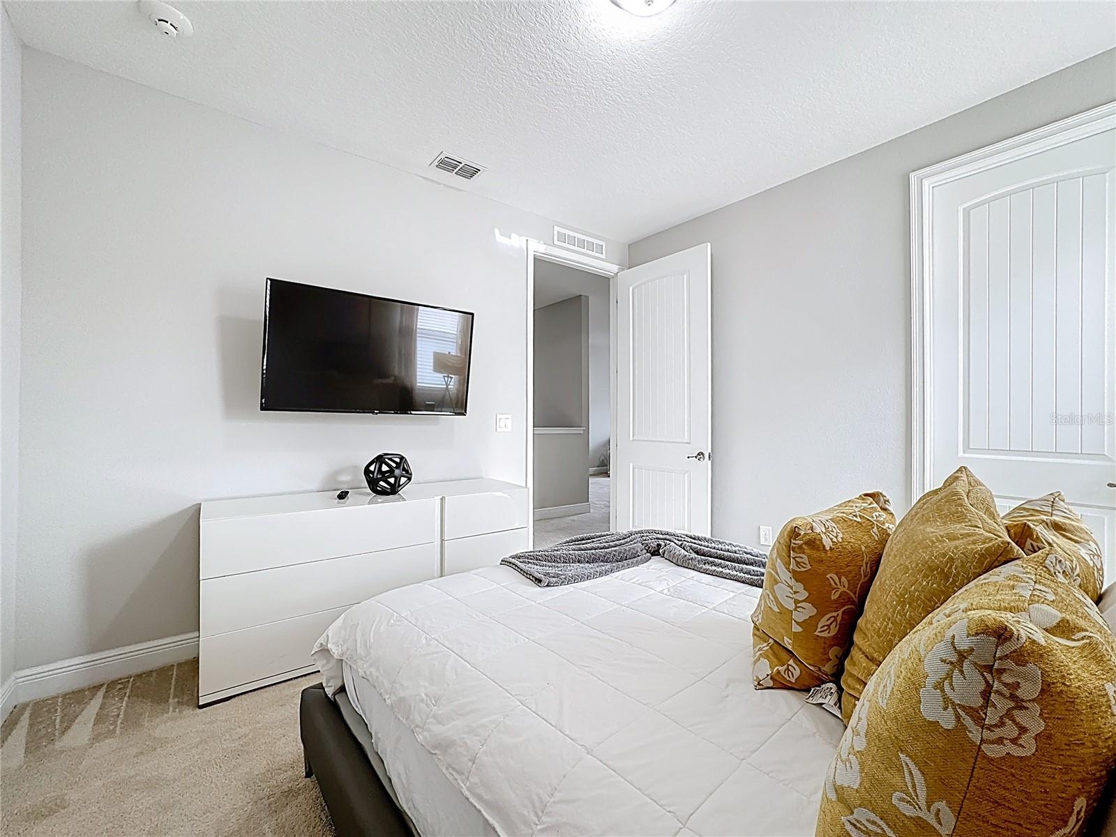 REUNION WEST PH 2 EAST - Residential Lease