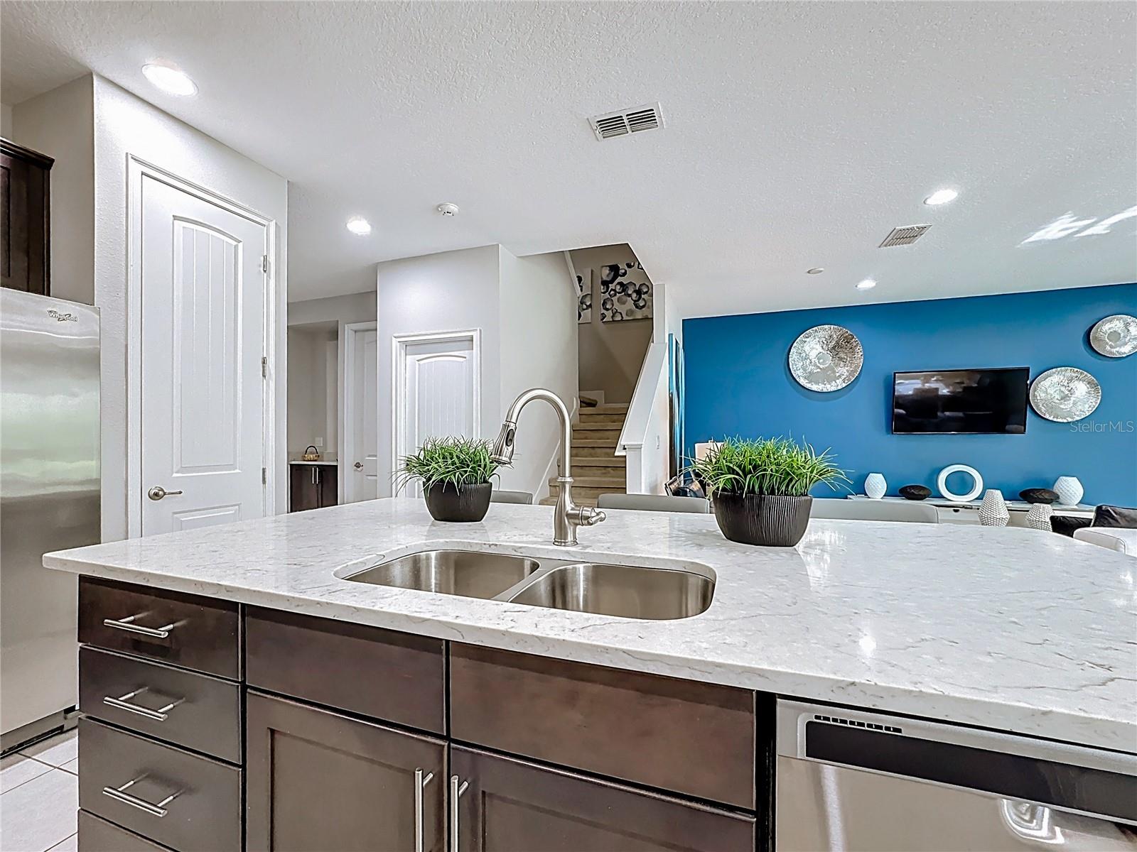 REUNION WEST PH 2 EAST - Residential Lease