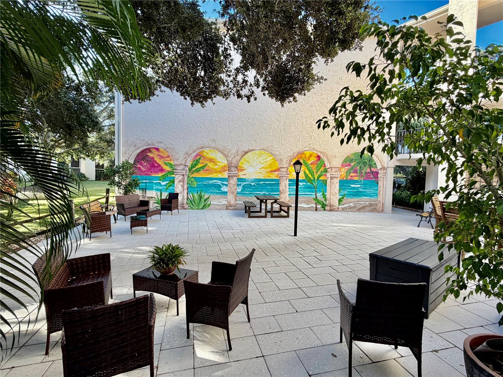 PATRICIAN OAKS UNIT 6 CONDO - Residential