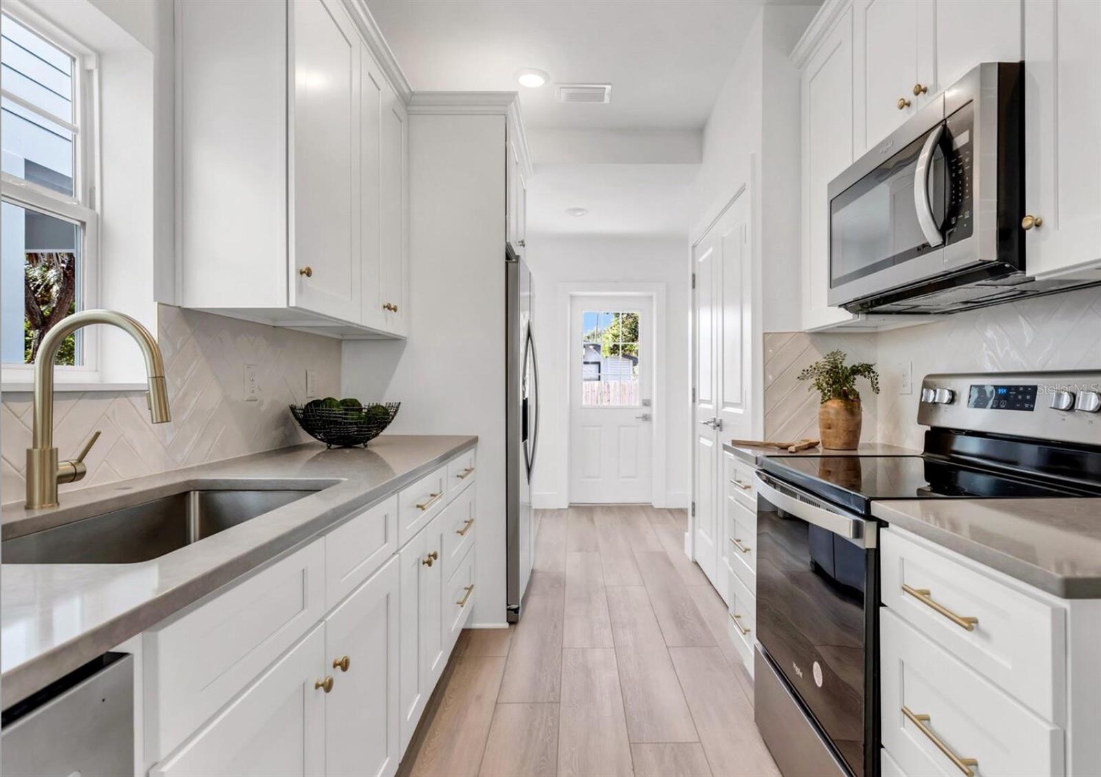 BOUTON & SKINNERS ADD - Residential Lease