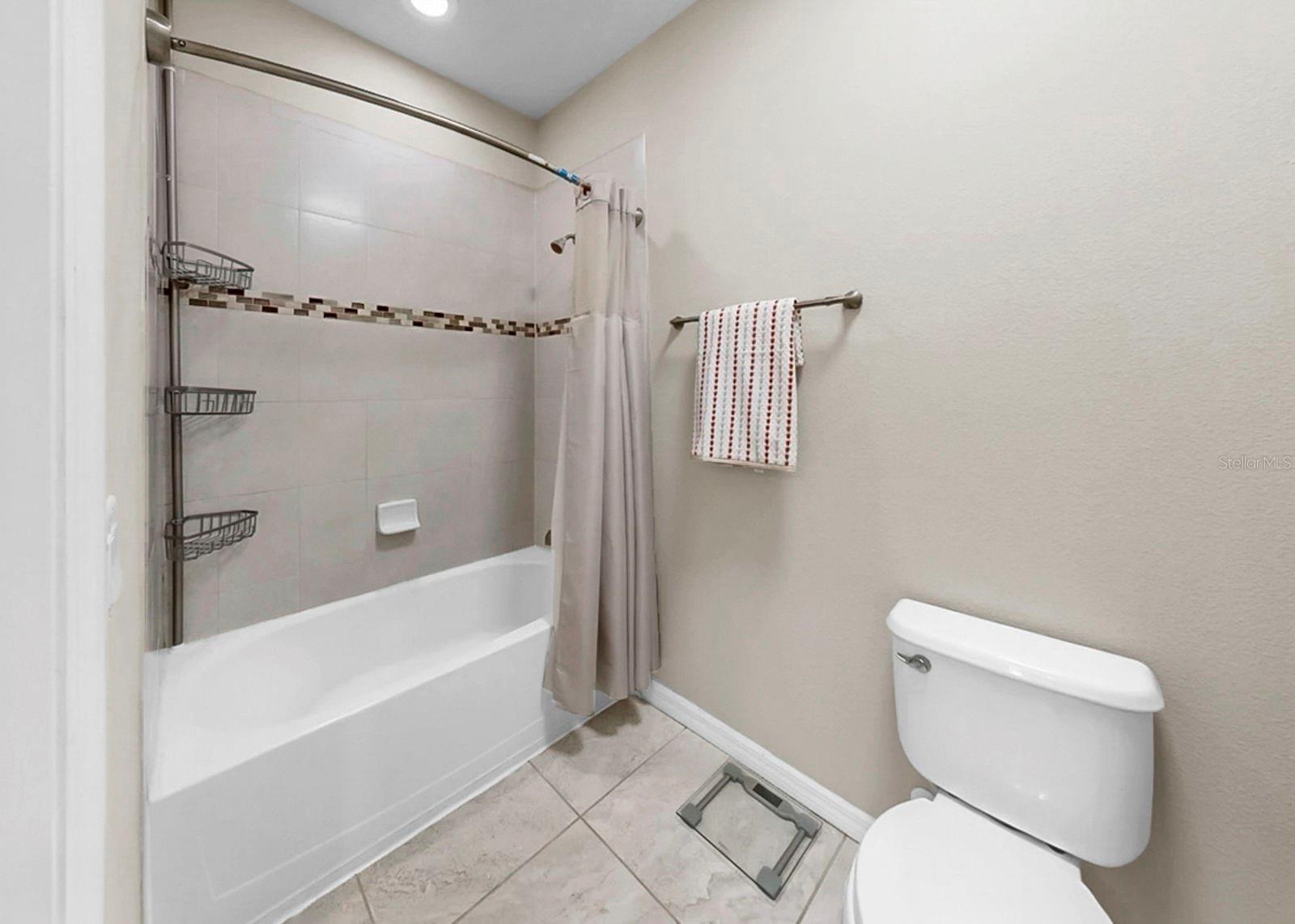 FIISHHAWK RANCH WEST PH 2A/ - Residential