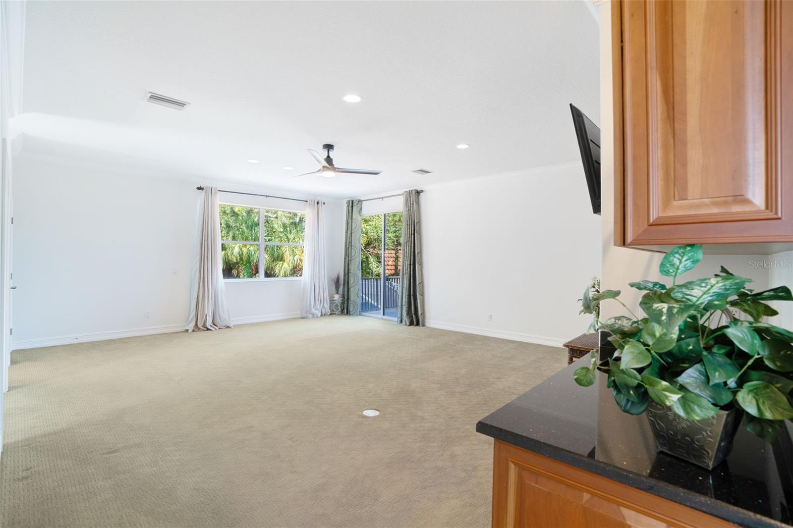 HAMMOCKS - Residential