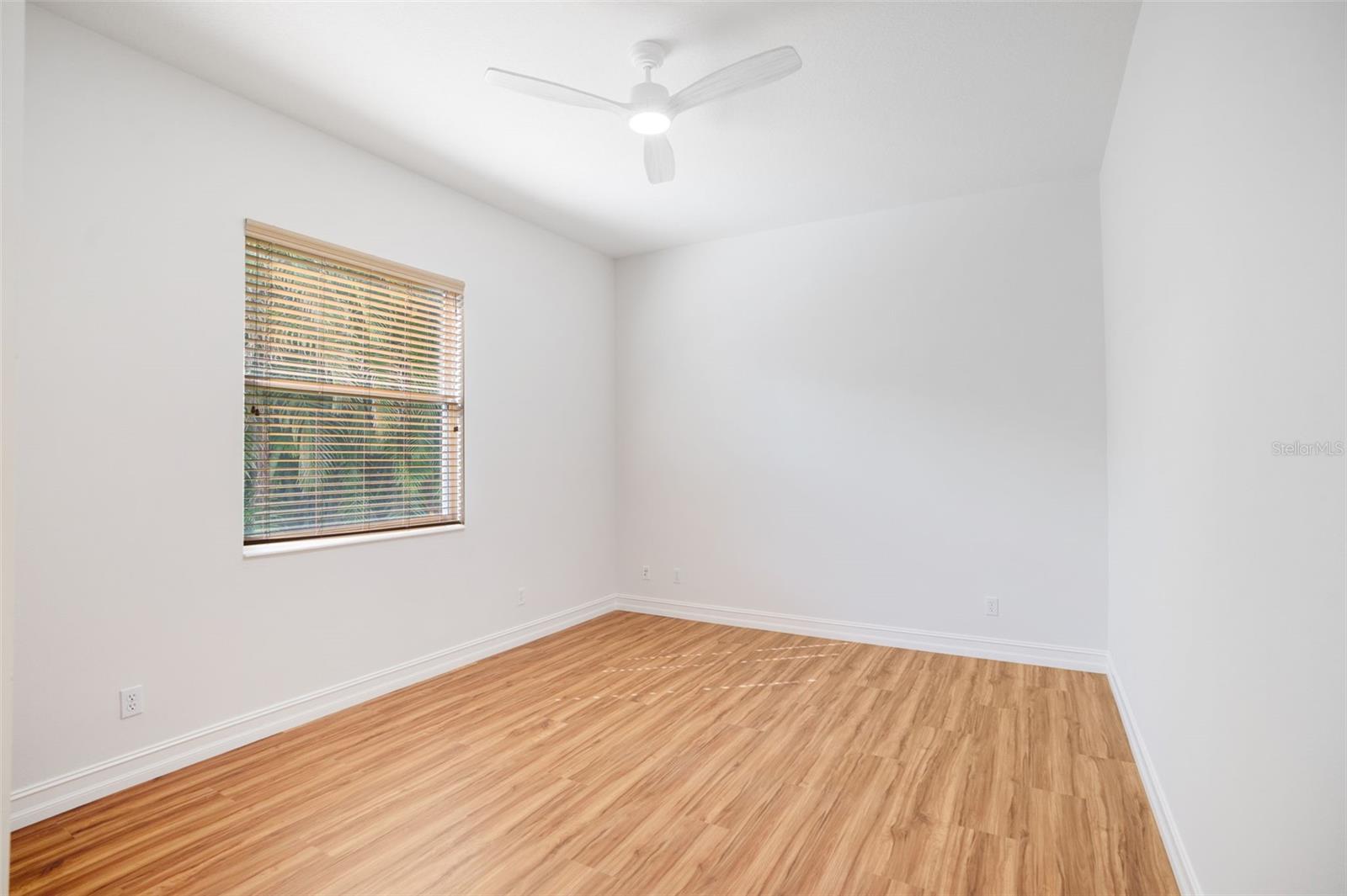 HAMMOCKS - Residential