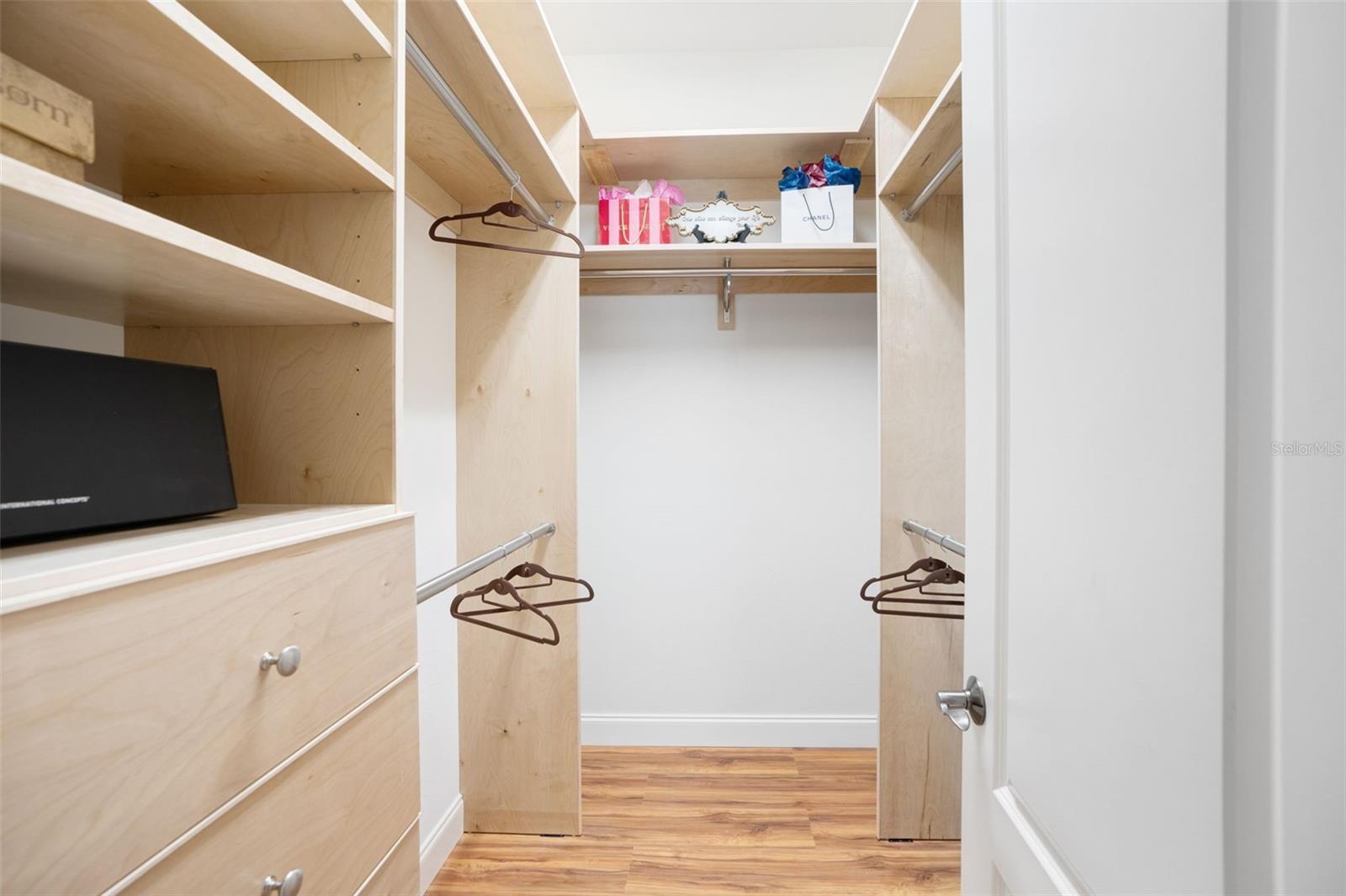 HAMMOCKS - Residential