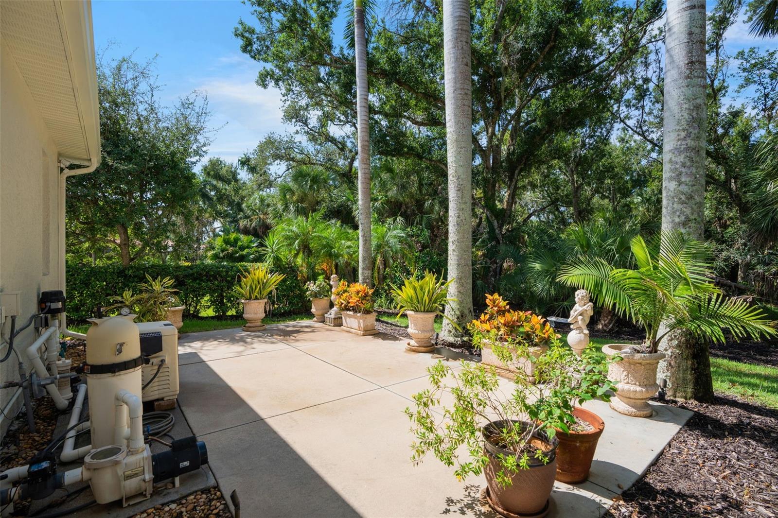 HAMMOCKS - Residential