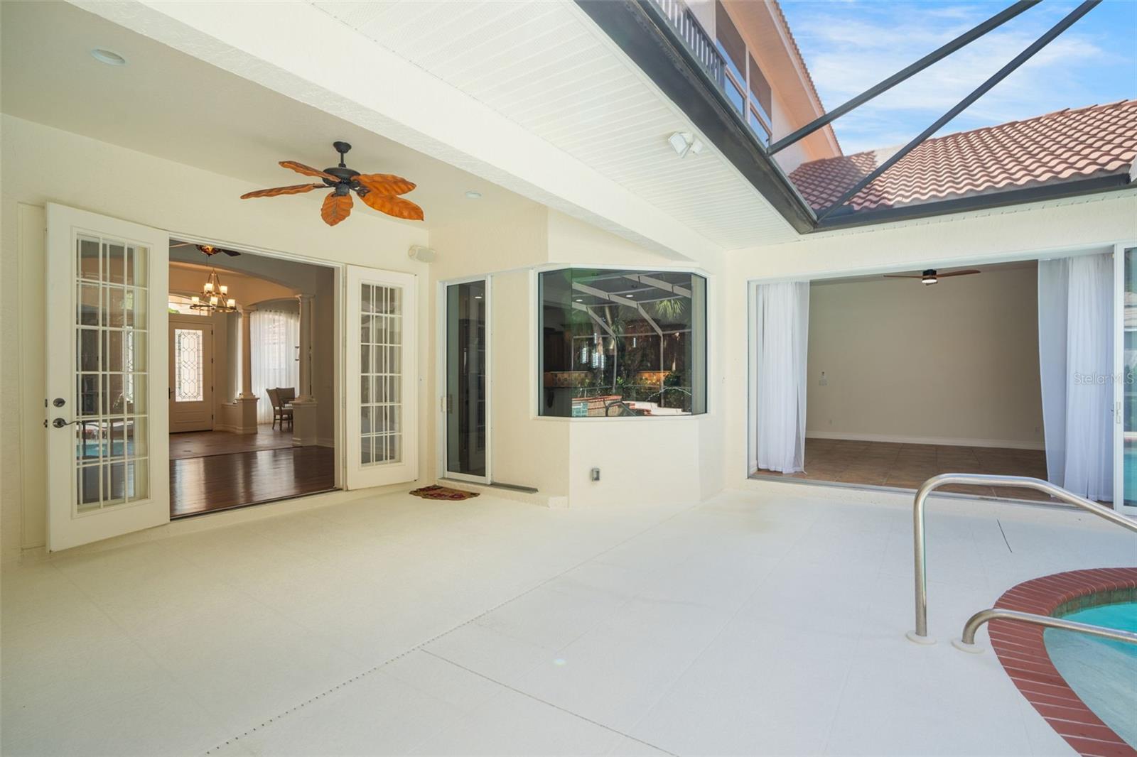 HAMMOCKS - Residential