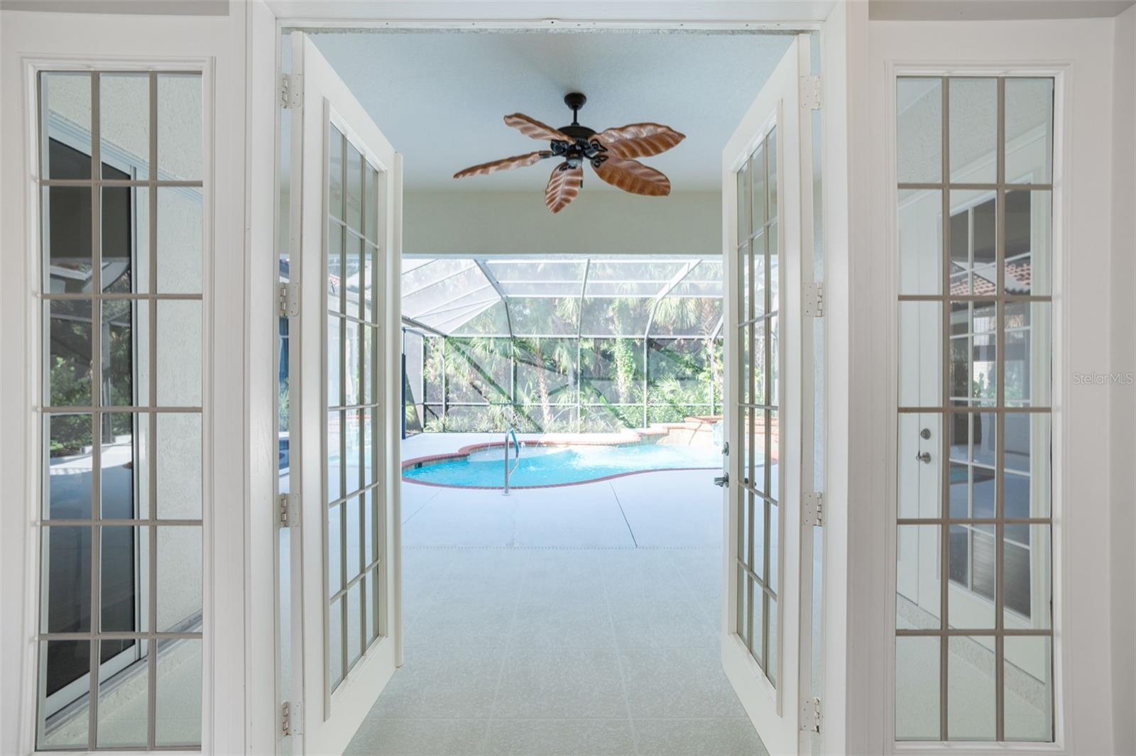 HAMMOCKS - Residential