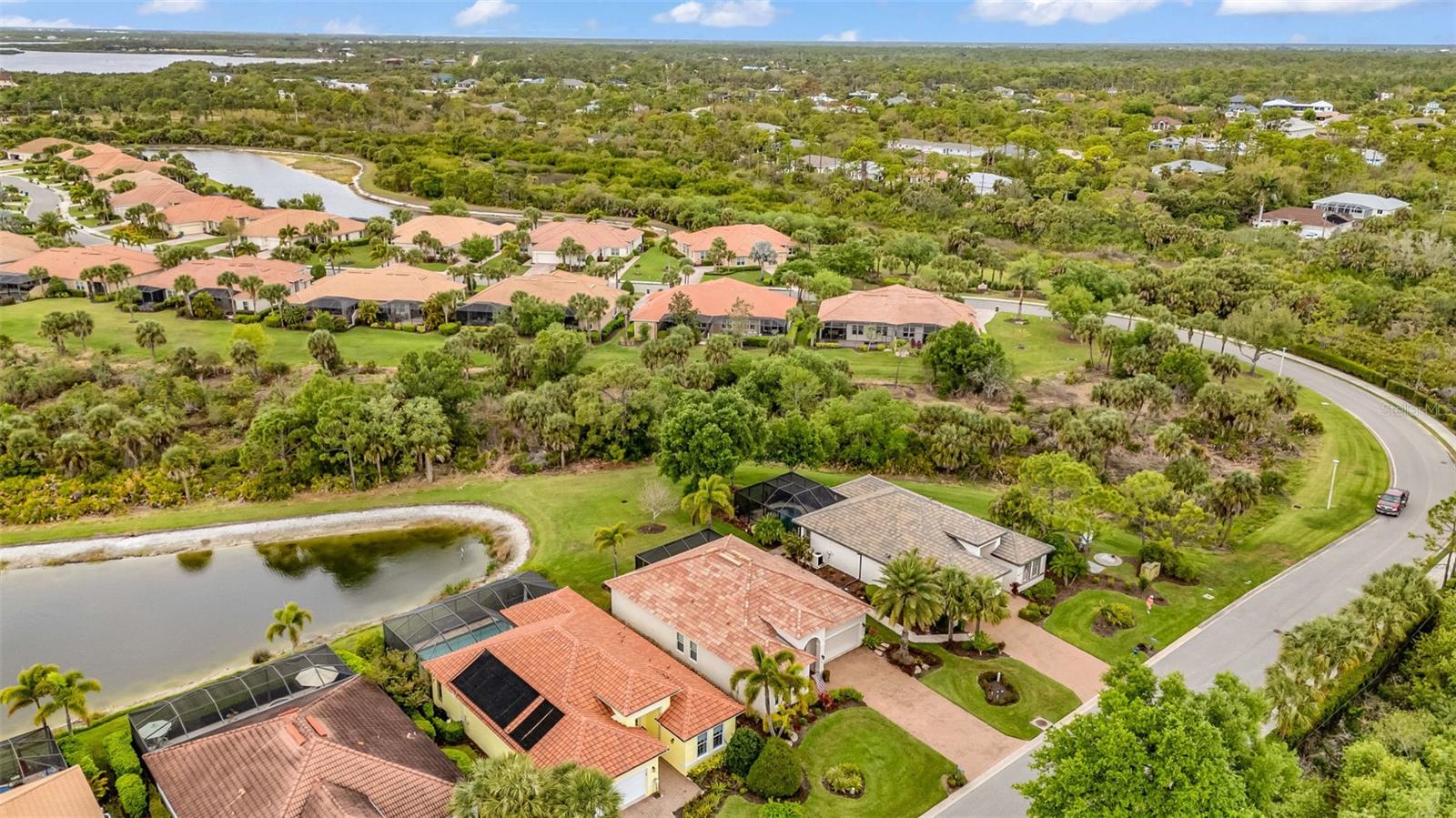 RIVERWOOD - Residential